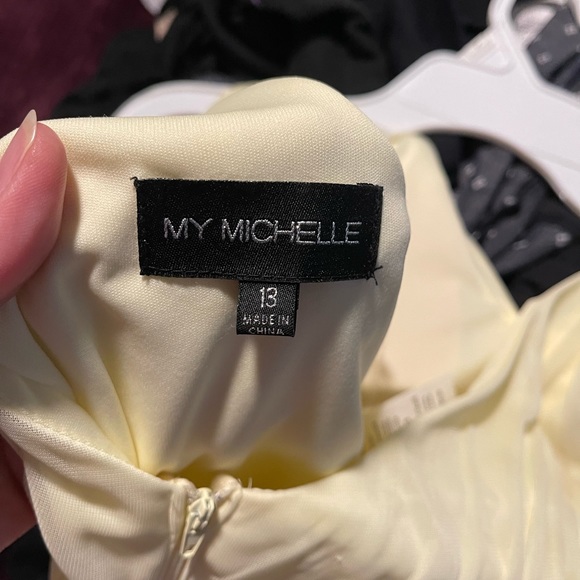 Women’s formal dress - size 13 - Picture 3 of 4